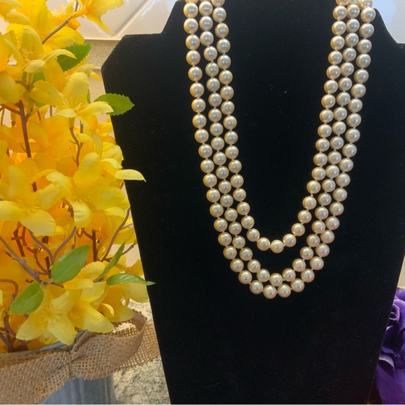 Kenneth Jay Lane Deco three row Pearly Necklace. From Neiman Marcus. - Picture 2 of 11